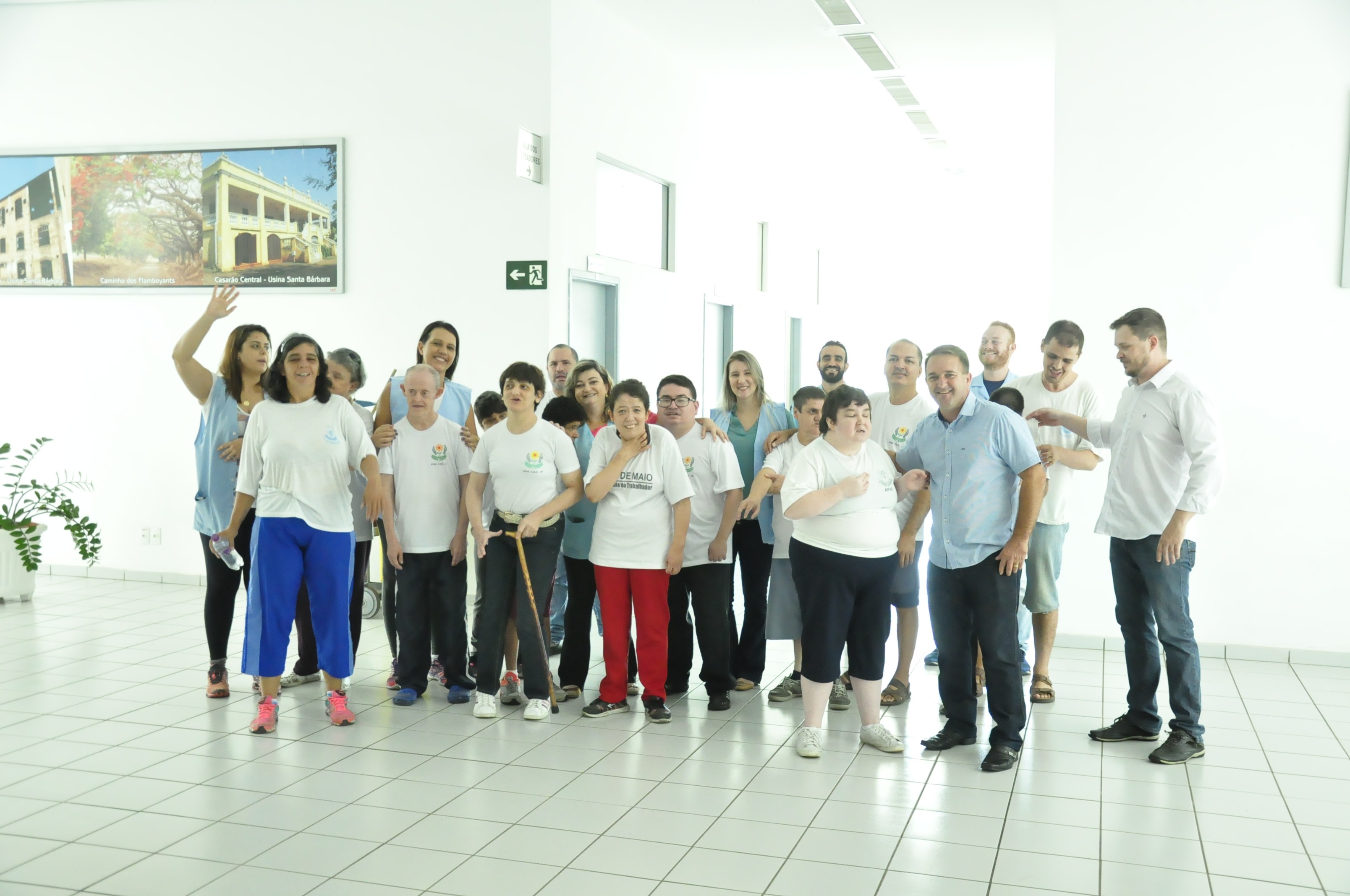 2018427_Alunos da Apae em visita à Câmara Municipal.